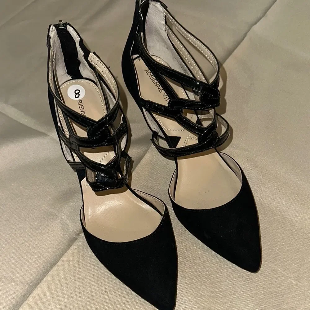 Adrienne Vitadini Black Strappy Heels with Pointed Toe Size 8